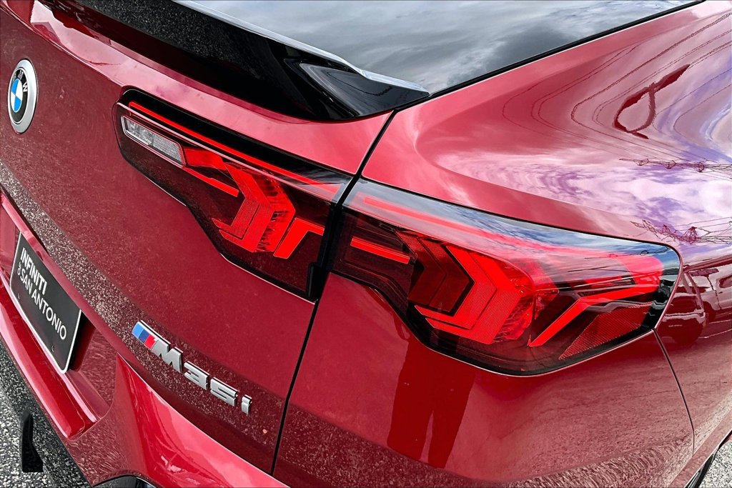 Used 2025 BMW X2 M35i AWD/4WD image 39