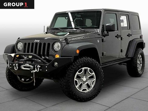 Used 2017 Jeep Wrangler Unlimited Rubicon w/ Connectivity Group AWD/4WD image 1