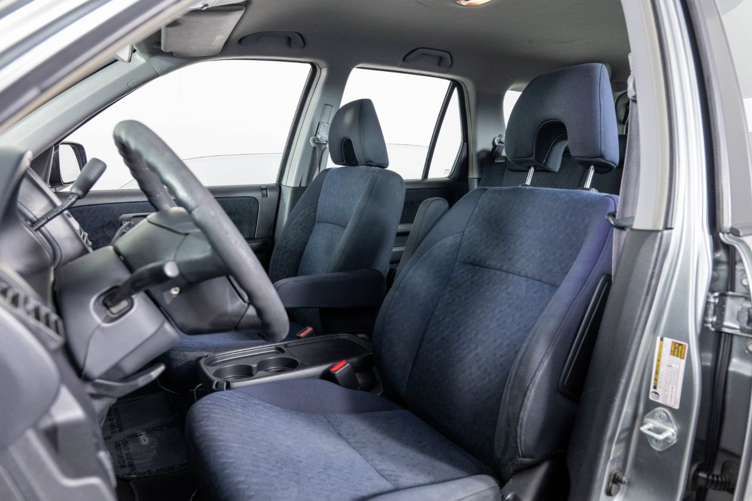 Used 2005 Honda CR-V LX image 16