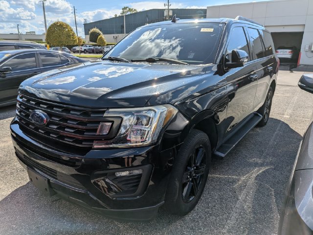 Used 2020 Ford Expedition XLT w/ Equipment Group 202A RWD image 2