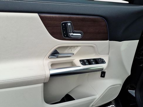 Used 2023 Mercedes-Benz GLA 250 image 7