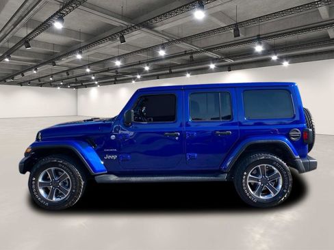 Used 2018 Jeep Wrangler Unlimited Sahara image 4