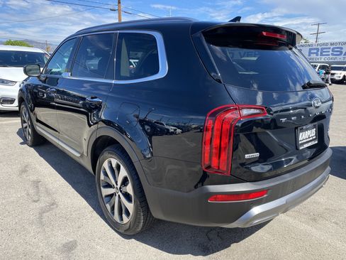 Used 2021 Kia Telluride S AWD/4WD image 14
