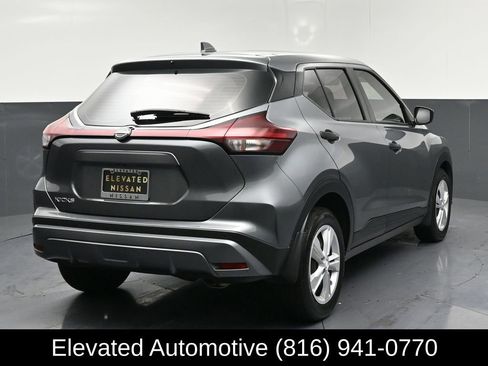 Used 2024 Nissan Kicks S FWD image 4