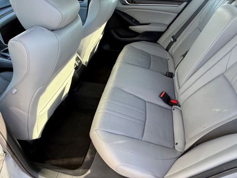 Used 2019 Honda Accord EX-L image 16