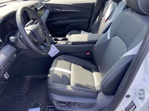 New 2026 Toyota Camry SE image 16