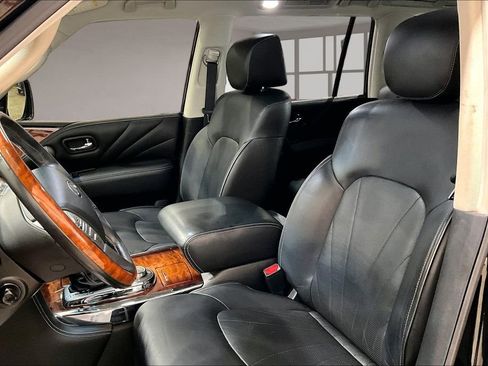Used 2017 INFINITI QX80 4WD w/ Deluxe Technology Package image 23