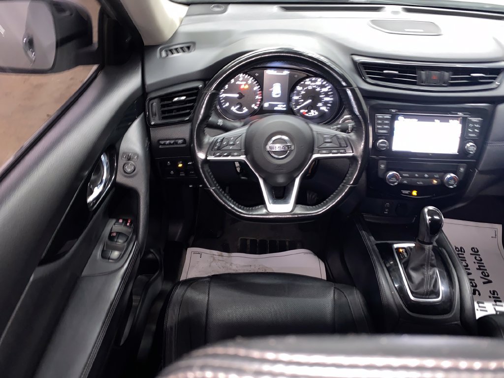 Used 2017 Nissan Rogue SL AWD/4WD image 23