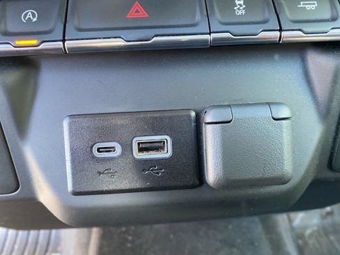 Used 2024 Chevrolet Silverado 1500 W/T RWD image 18