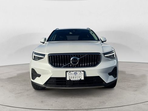 Certified 2025 Volvo XC40 B5 Core image 26