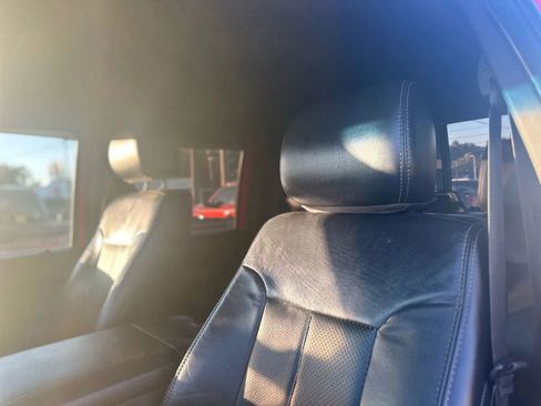Used 2012 Ford F250 Lariat w/ Lariat Interior Pkg image 7
