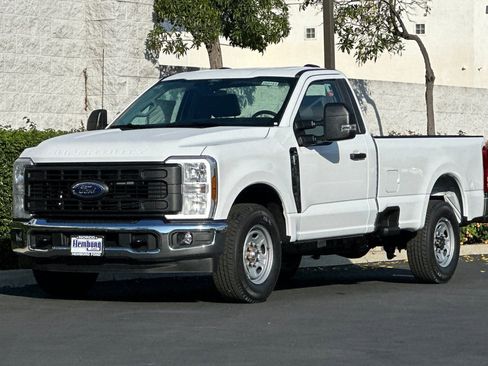 New 2026 Ford F250 XL w/ XL Chrome Package image 8