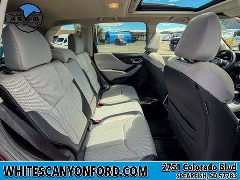 Used 2021 Subaru Forester Premium AWD/4WD image 15