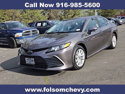Used 2024 Toyota Camry LE w/ Cold Weather Package image 5