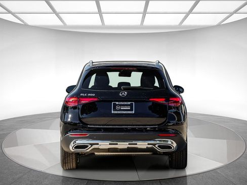 New 2026 Mercedes-Benz GLC 300 image 3