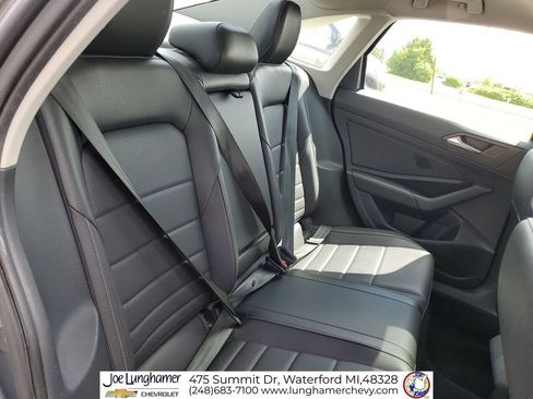 Used 2021 Volkswagen Jetta FWD image 25
