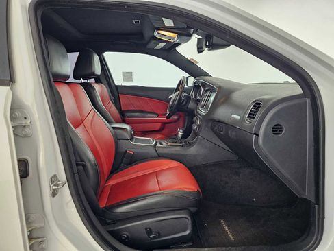 Used 2015 Dodge Charger R/T w/ Plus Group image 10