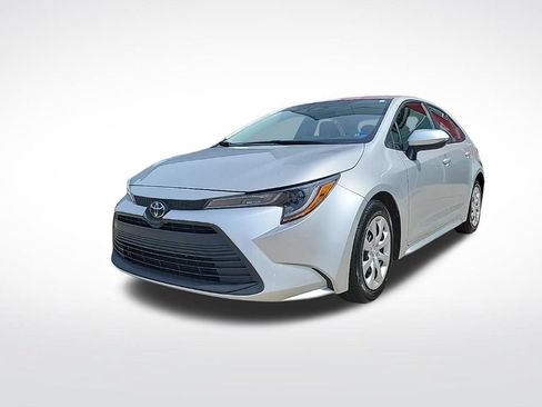 Used 2024 Toyota Corolla LE FWD image 1