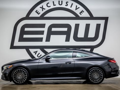 Used 2024 Mercedes-Benz CLE 300 4MATIC Coupe image 5