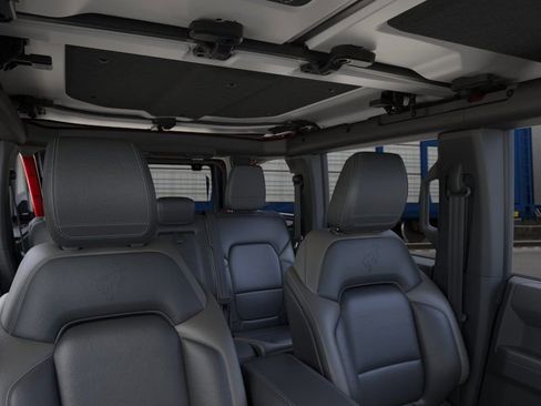 New 2026 Ford Bronco Outer Banks AWD/4WD image 12