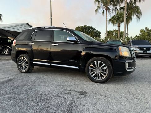 Used 2016 GMC Terrain Denali FWD image 2