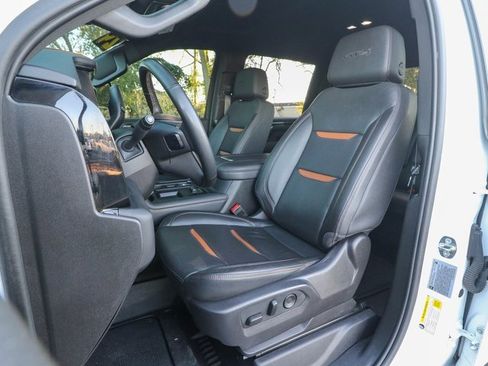 Used 2024 GMC Sierra 2500 AT4 w/ Technology Package image 15