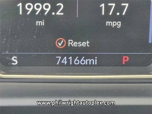 Used 2021 GMC Yukon Denali w/ Denali Premium Package image 31