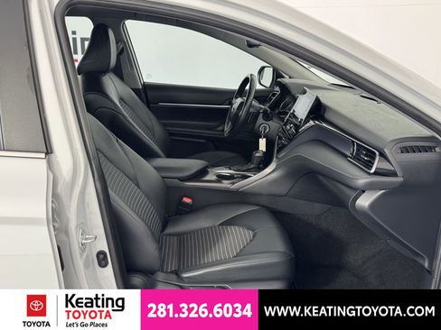 Used 2024 Toyota Camry SE FWD image 20