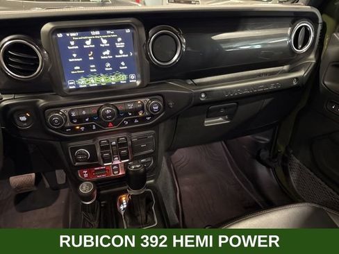 Used 2021 Jeep Wrangler Unlimited Rubicon w/ Dual Top Group AWD/4WD image 30