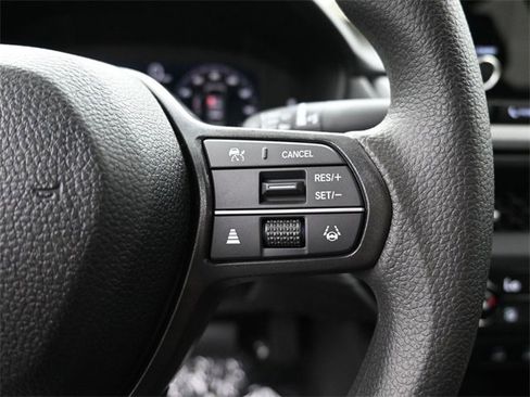 New 2025 Honda Accord SE image 18