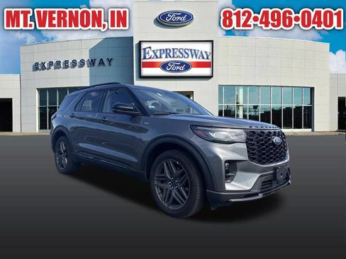 Used 2025 Ford Explorer ST-Line w/ ST-Line Street Pack AWD/4WD image 12