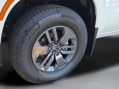 Certified 2026 Nissan Frontier SV w/ All-Weather Content Package RWD image 29
