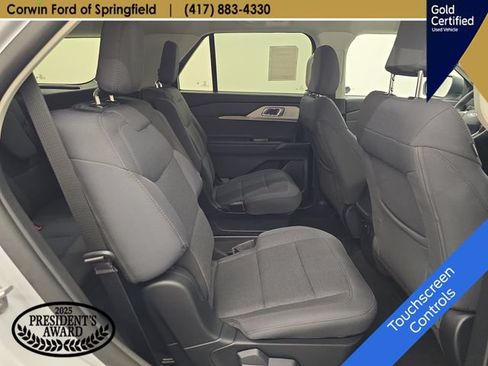 Used 2026 Ford Explorer Active AWD/4WD image 12