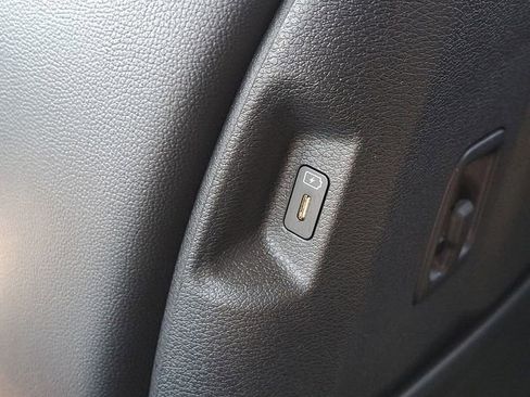 Certified 2023 Kia Sportage SX image 11