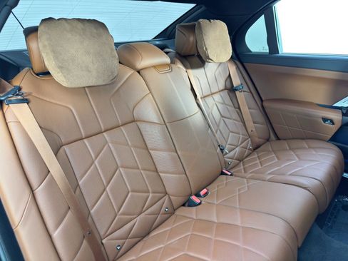 Used 2024 BMW i7 eDrive50 w/ M Sport Package image 47