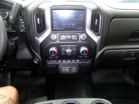 Used 2022 GMC Sierra 1500 Elevation image 15