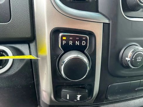 Used 2019 RAM 1500 Classic SLT RWD image 22
