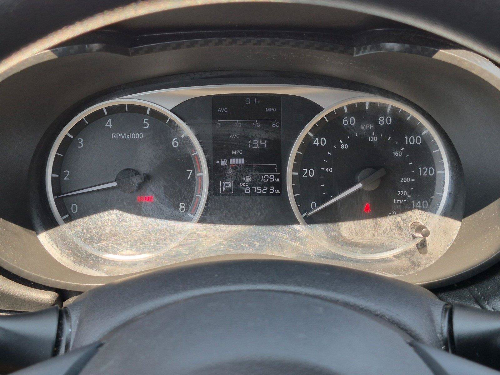 Used 2020 Nissan Versa S FWD image 34