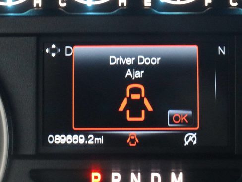 Used 2018 Ford F150 XLT w/ Equipment Group 302A Luxury image 21