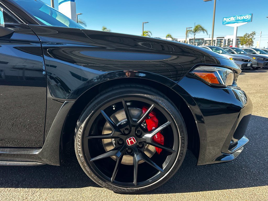 Used 2023 Honda Civic Type R image 7