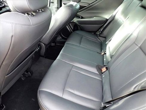 Certified 2022 Subaru Legacy Limited w/ Popular Package #3 image 7