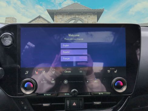 Used 2024 Lexus NX 300h AWD w/ Luxury Package image 21