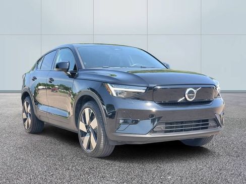 Certified 2023 Volvo C40 P8 Recharge Ultimate AWD/4WD image 3