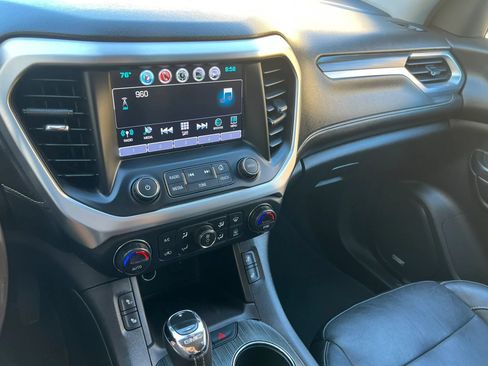 Used 2018 GMC Acadia SLT AWD/4WD image 21