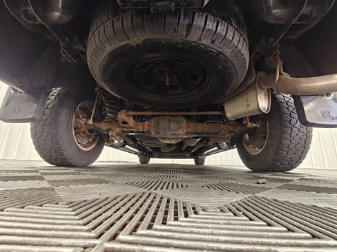 Used 2017 RAM 1500 ST w/ SXT Appearance Group AWD/4WD image 46