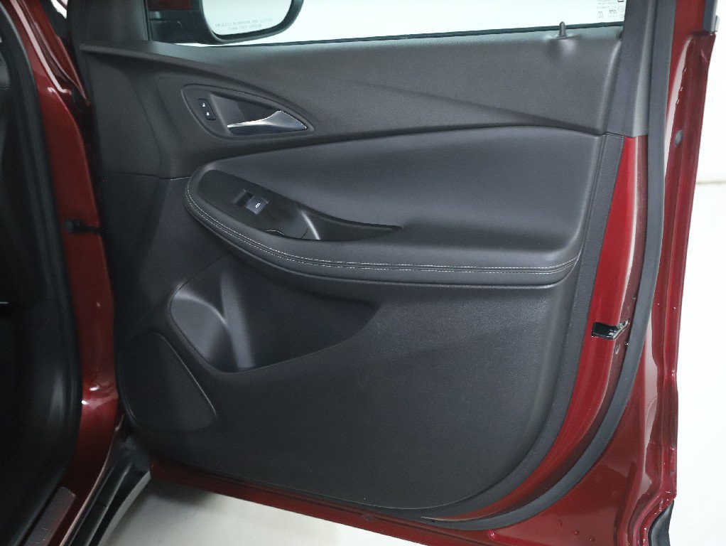 Used 2023 Buick Encore GX Preferred FWD image 34