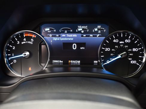 Used 2020 Ford F350 Platinum w/ Tremor Off-Road Package image 26