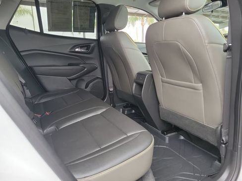 Certified 2025 Chevrolet Trax ACTIV w/ Sunroof Package FWD image 26