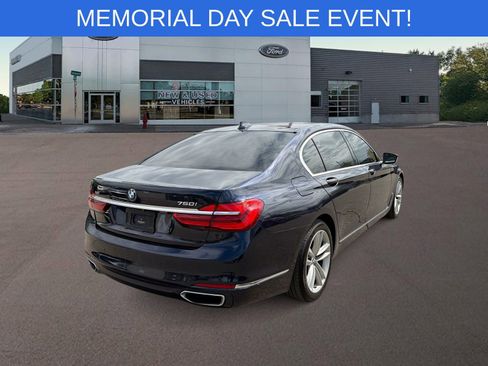 Used 2016 BMW 750i xDrive AWD/4WD image 11