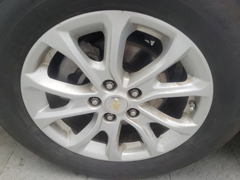Used 2019 Chevrolet Equinox LS FWD image 31